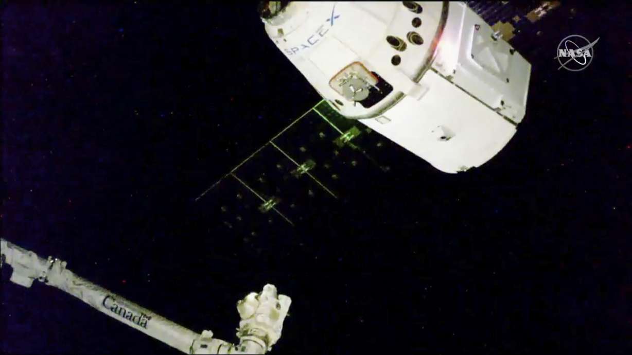 SpaceX Christmas delivery arrives at space station