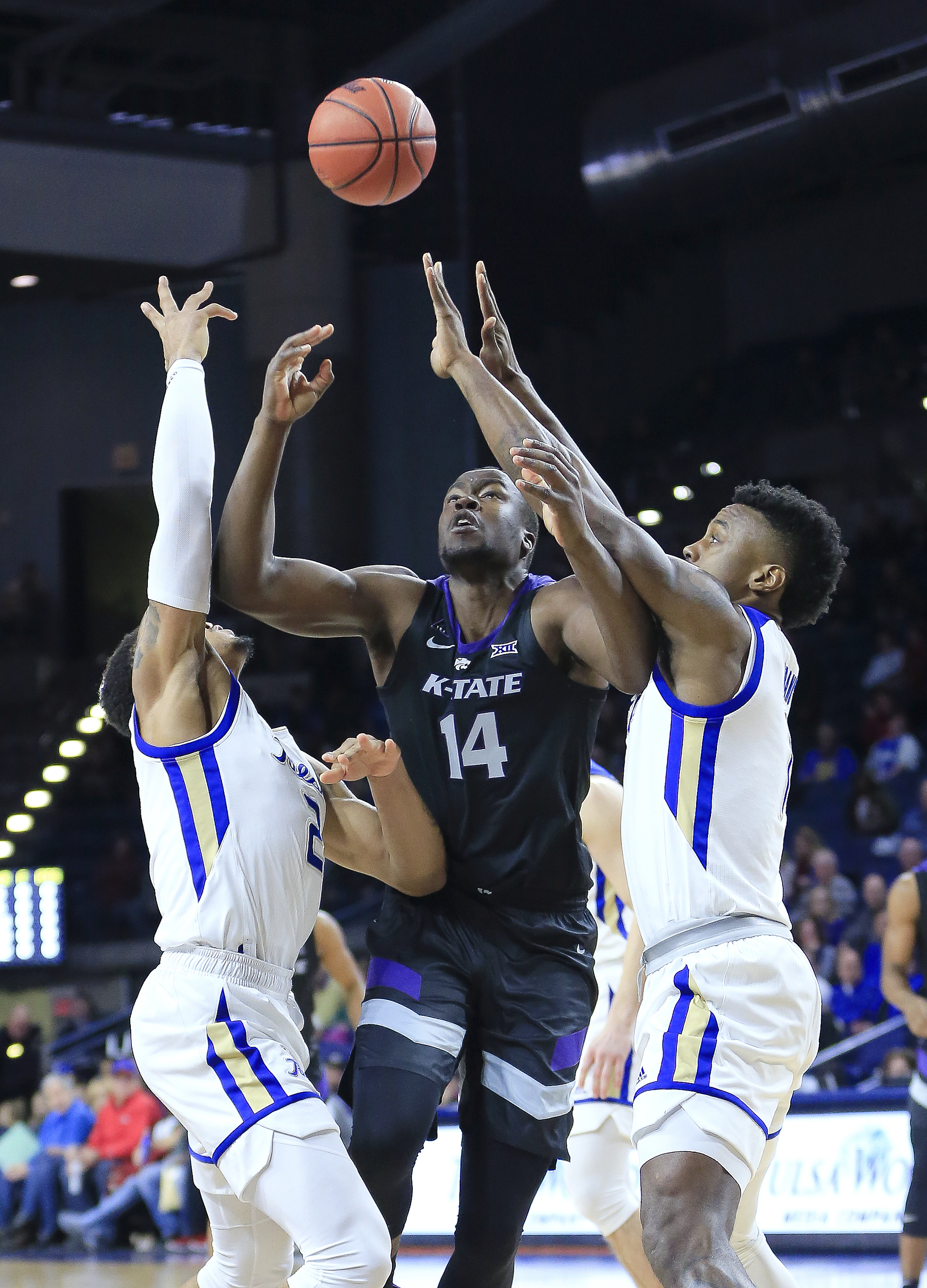 Igbanu helps Tulsa top No. 16 Kansas State 47-46