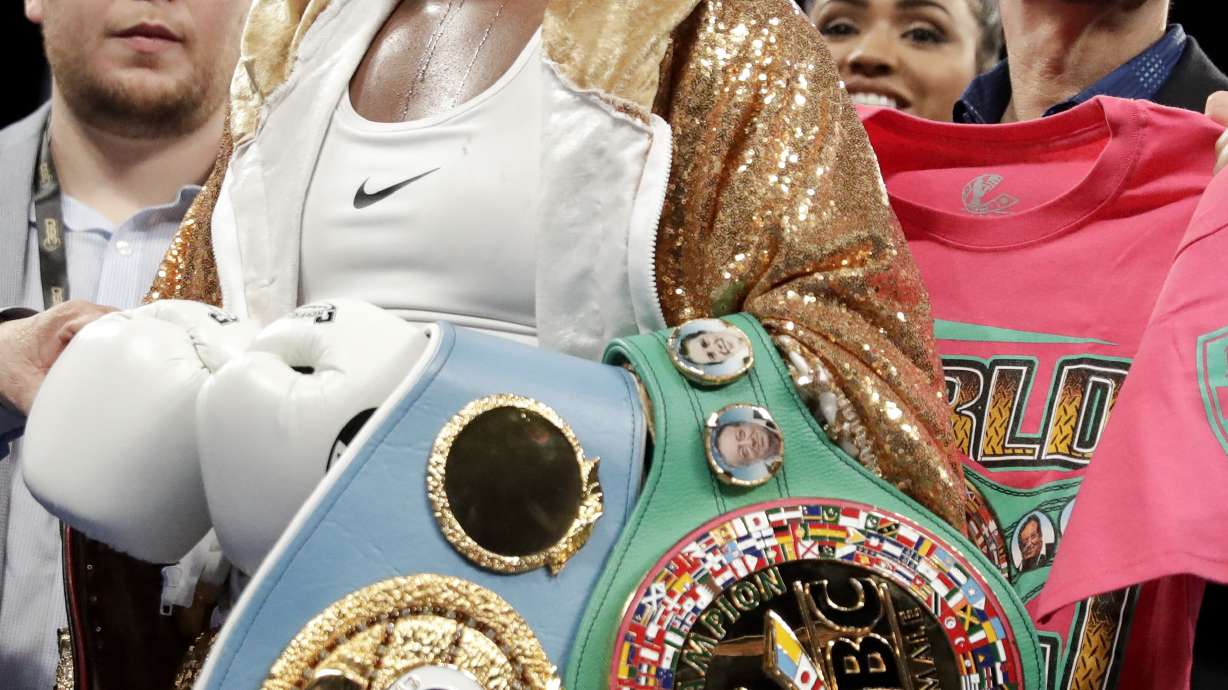 Braekhus, Shields win decisions on HBO's last boxing show