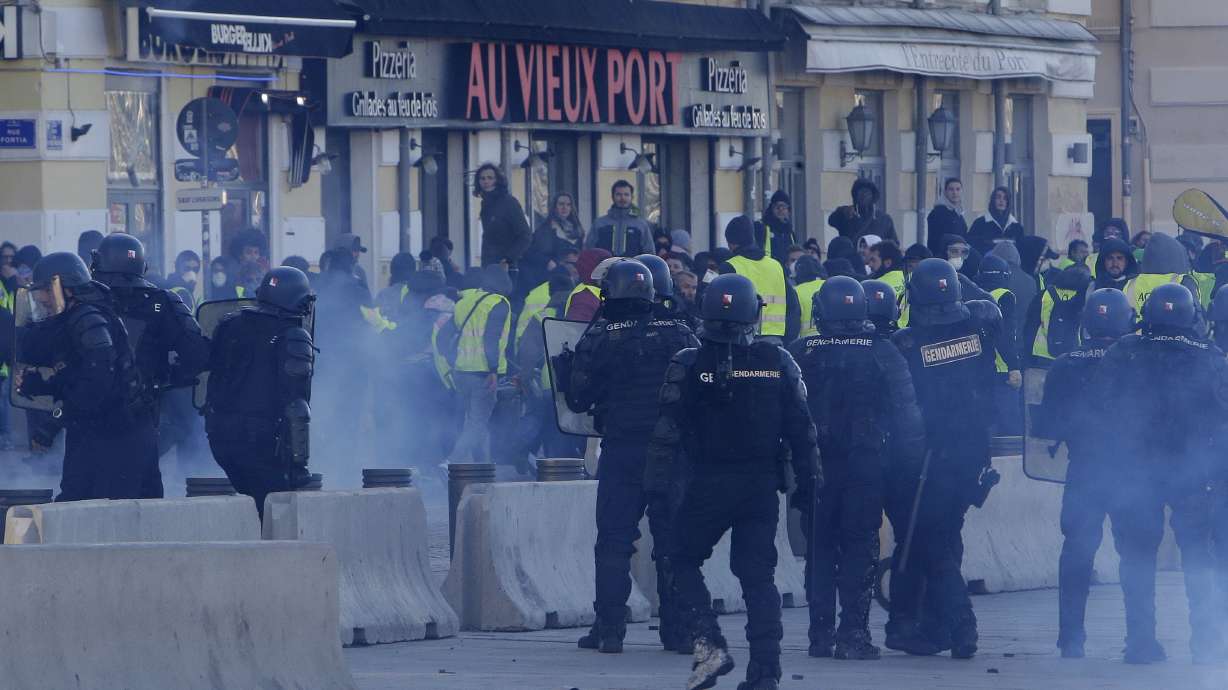 Macron to break silence, address French nation amid protests