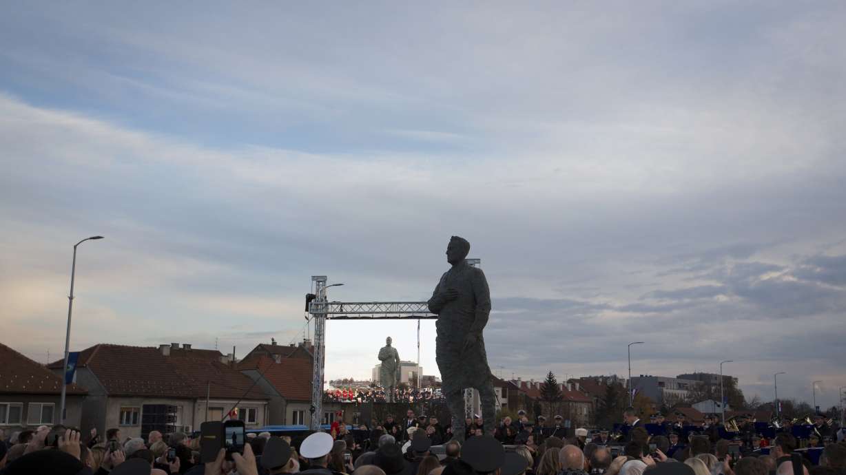 Croatia unveils monument to late wartime leader Tudjman