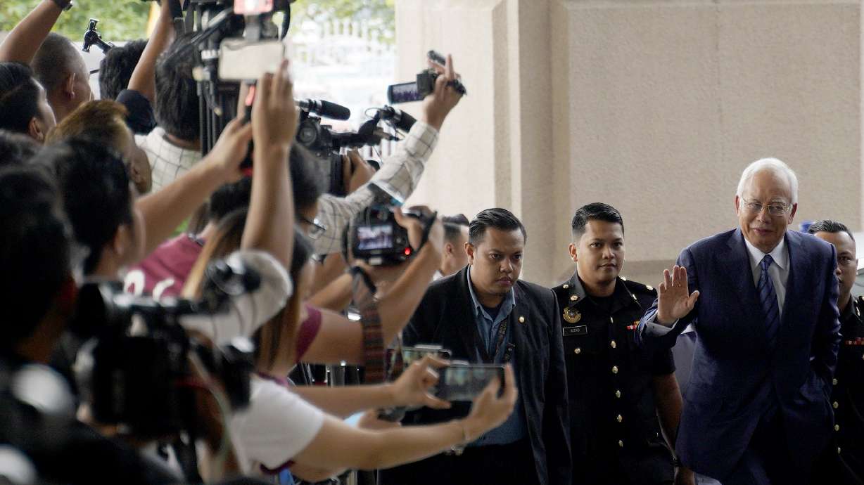 Malaysian ex-PM slapped with new charge over 1MDB scandal