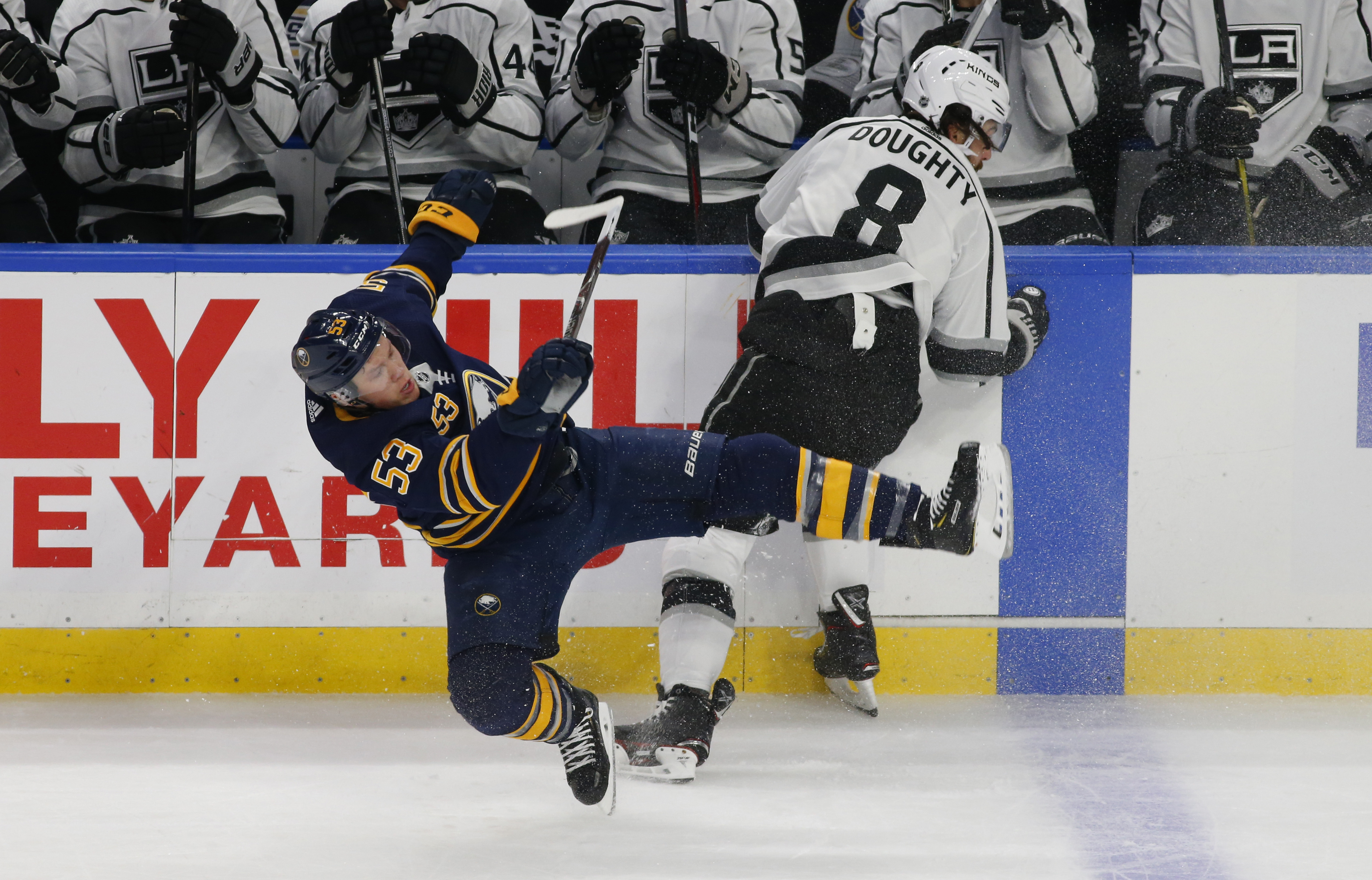 Skinner seals Sabres comeback in 4-3 OT win over Kings