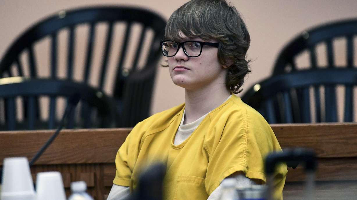 SC teen pleads guilty to murder in death of father, boy