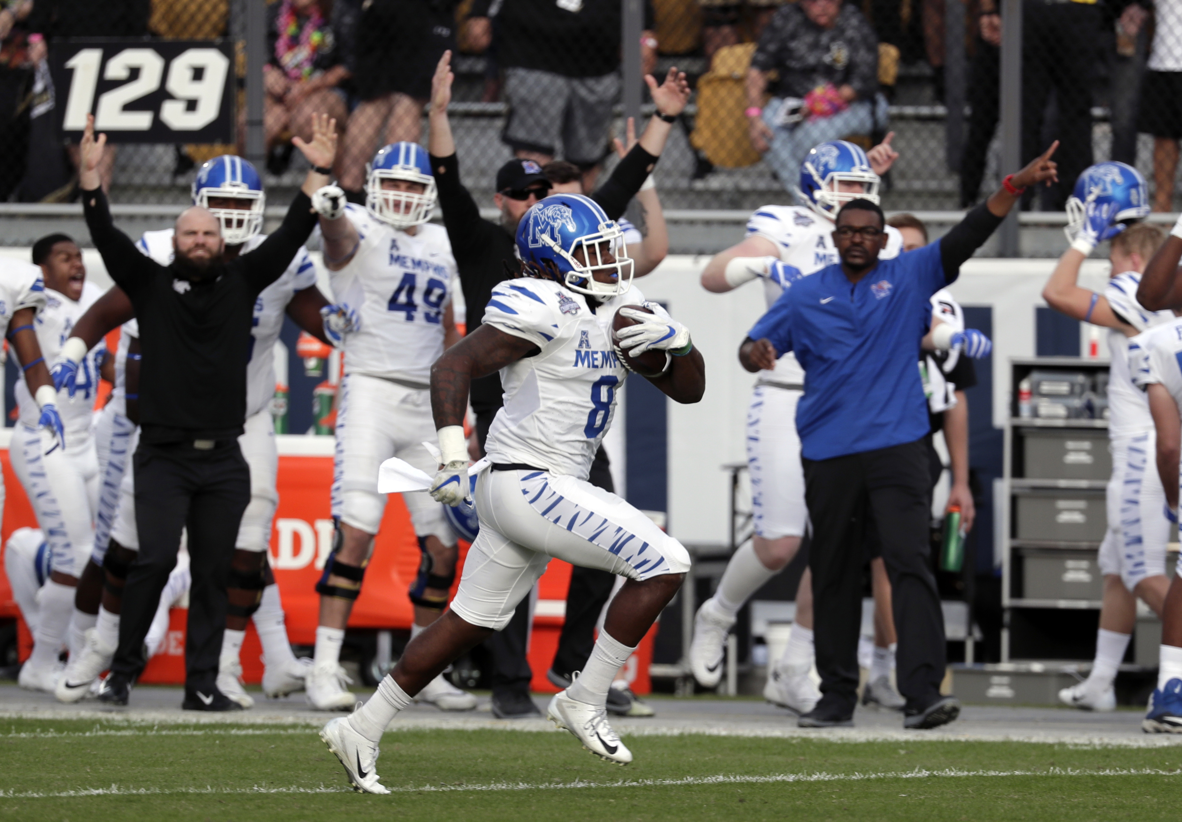 Memphis' Darrell Henderson leaving early for NFL draft