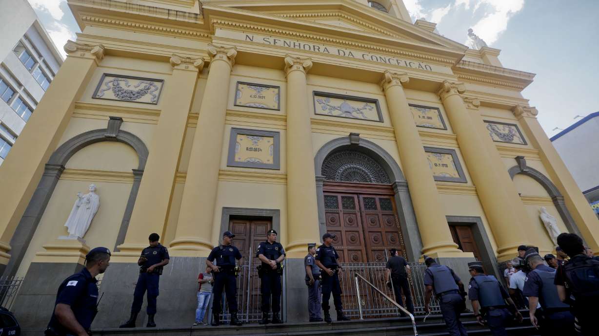 Memorial for cathedral victims, death toll rises to 5