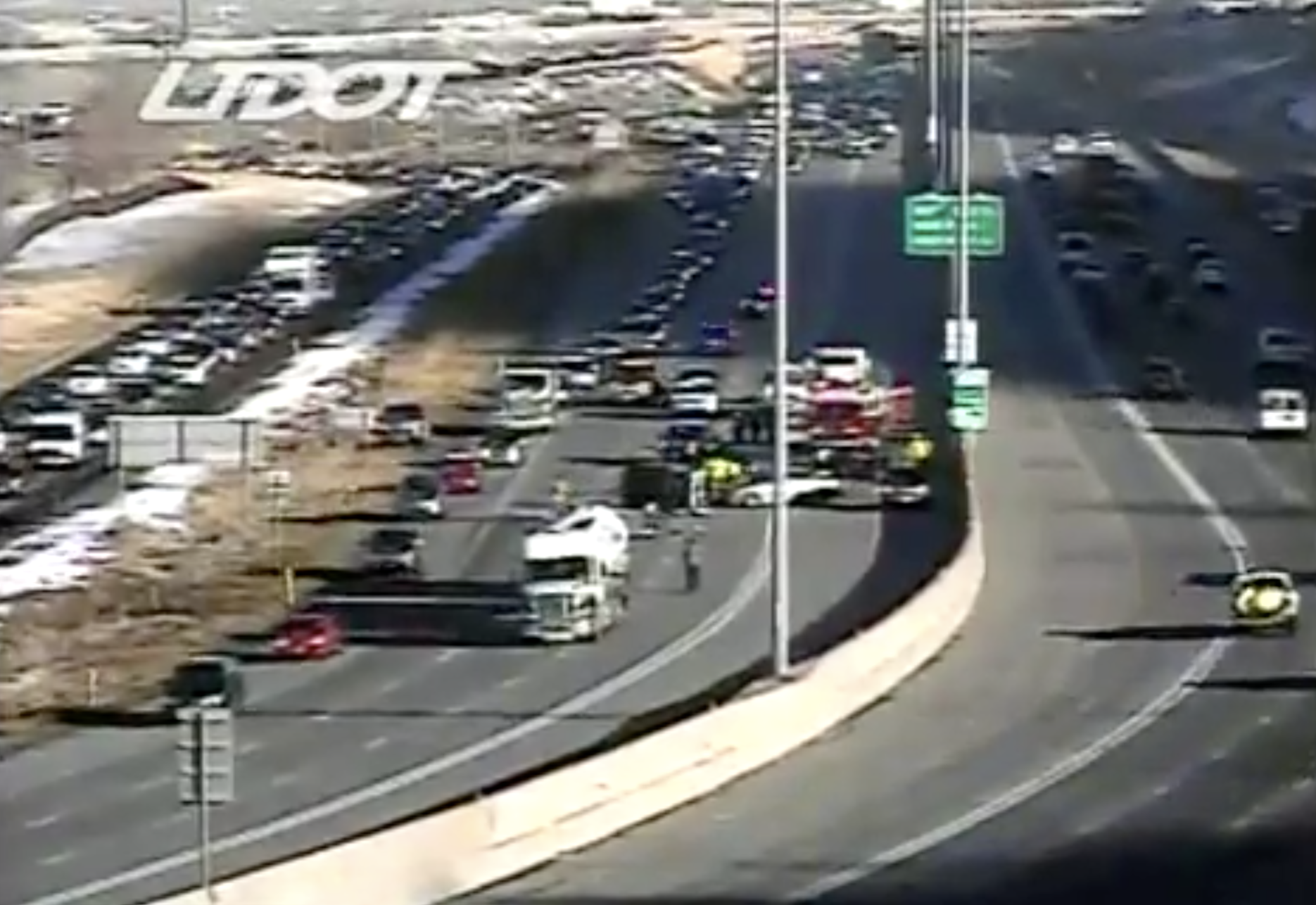Southbound I-15 reopens after 6-vehicle crash closes freeway in North Salt Lake