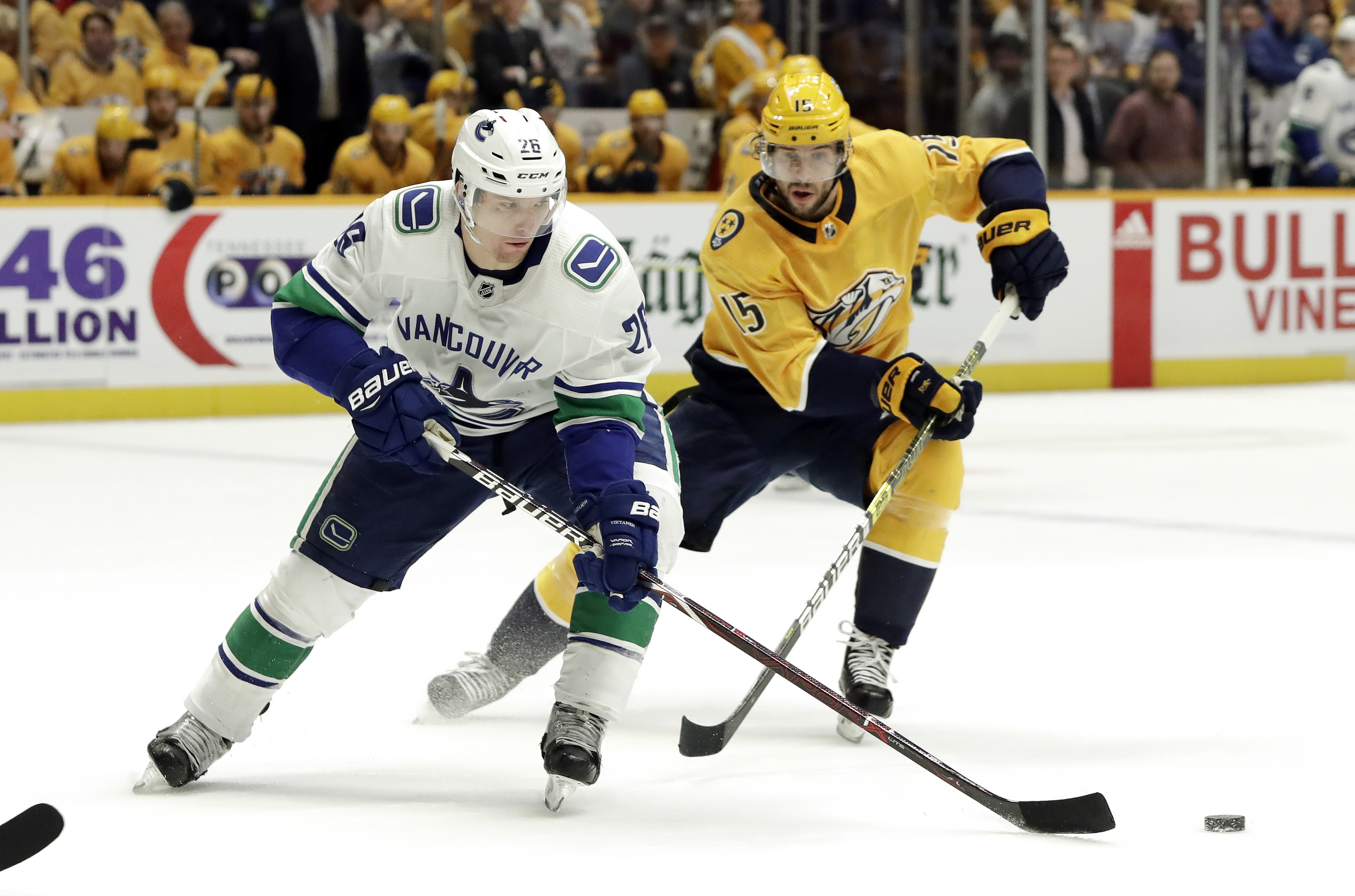 Sissons scores OT winner as Predators beat Canucks 4-3