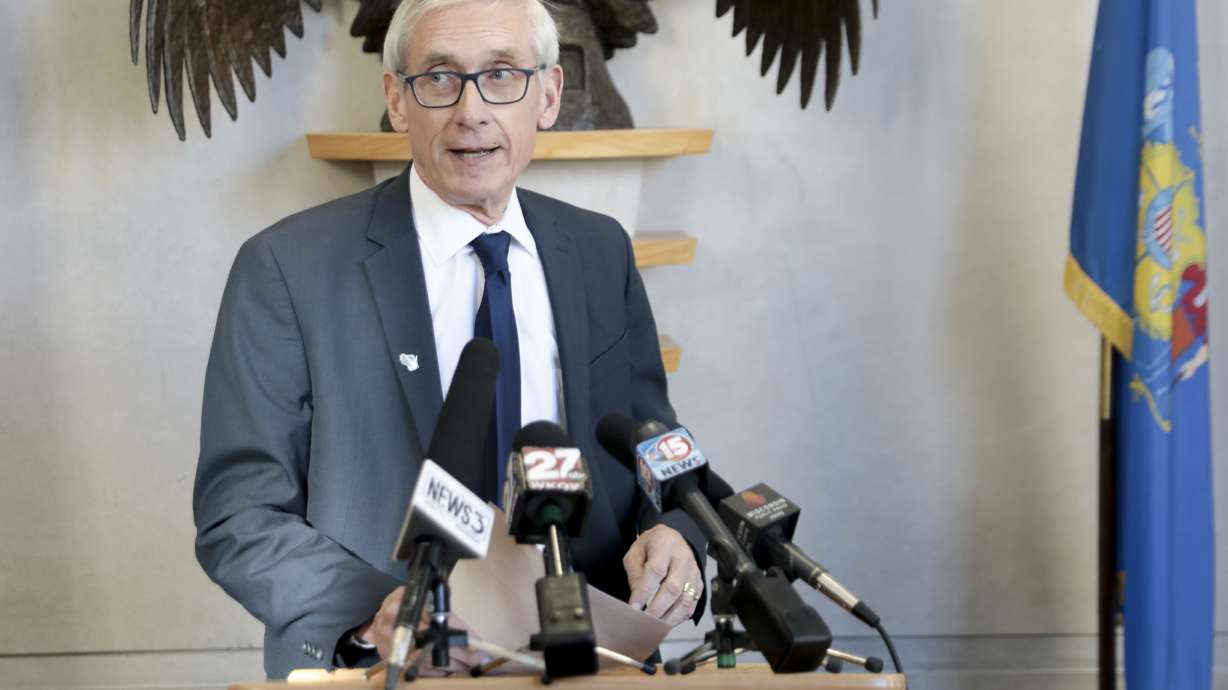 Wisconsin, Michigan Republicans enact lame-duck limits