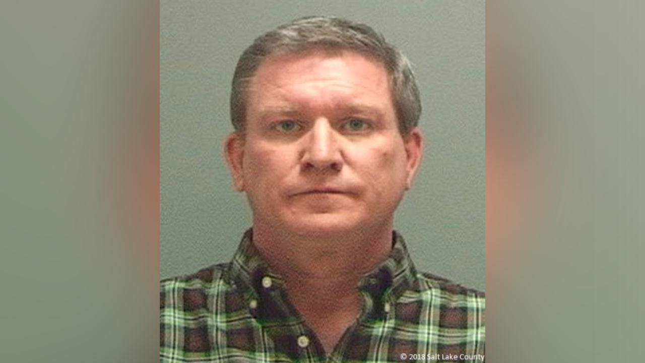 Ex-Disney actor jailed over weekend for probation violations in teen sex case