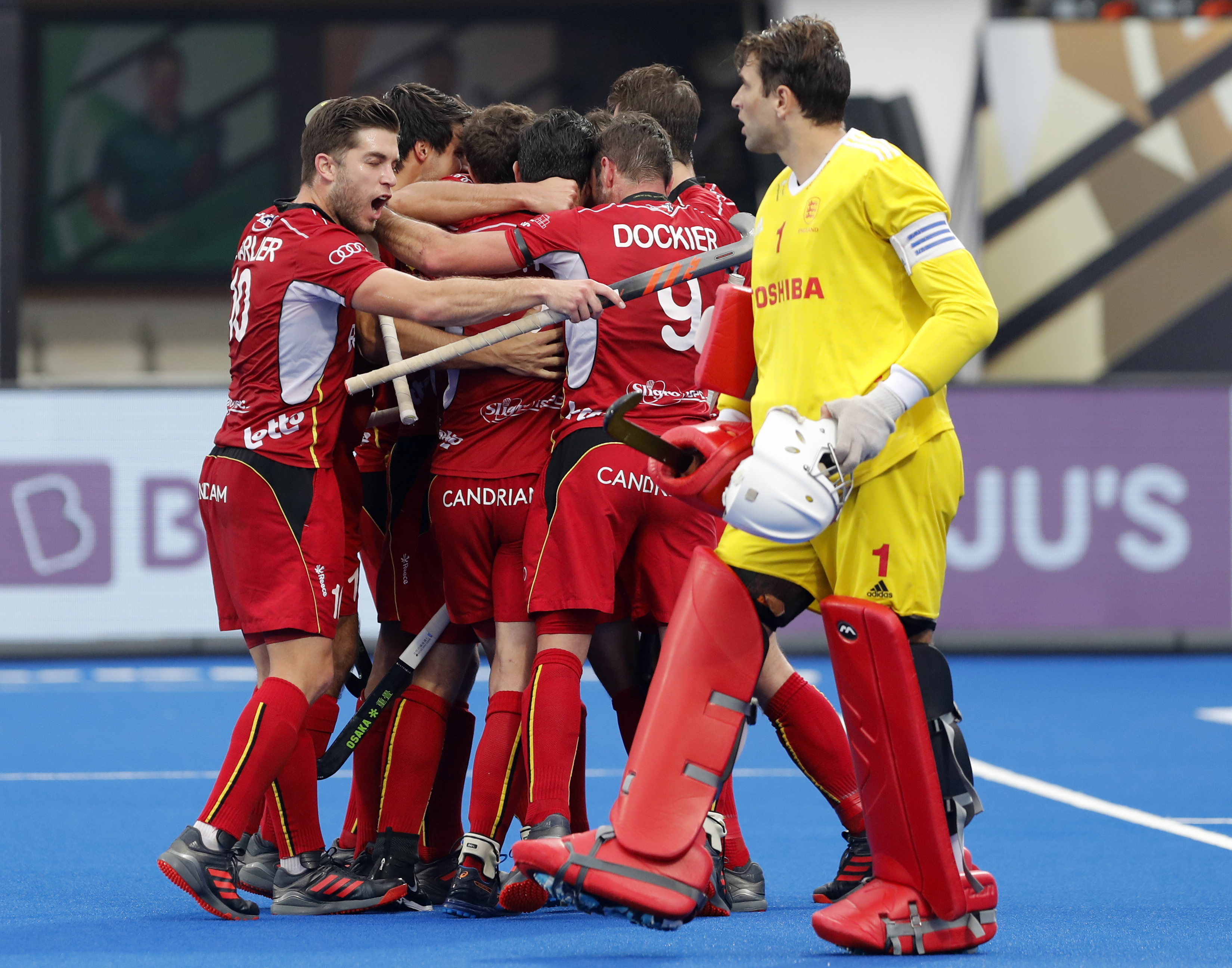 Dutch edge Australia to face Belgium in field hockey final