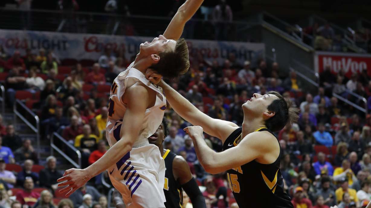 No. 22 Iowa cruises past Northern Iowa 77-54
