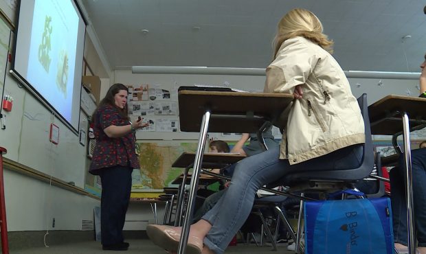 West Jordan teacher runs food pantry in her classroom