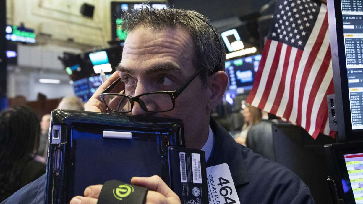 Markets Right Now: Another steep drop pulls Dow down 500