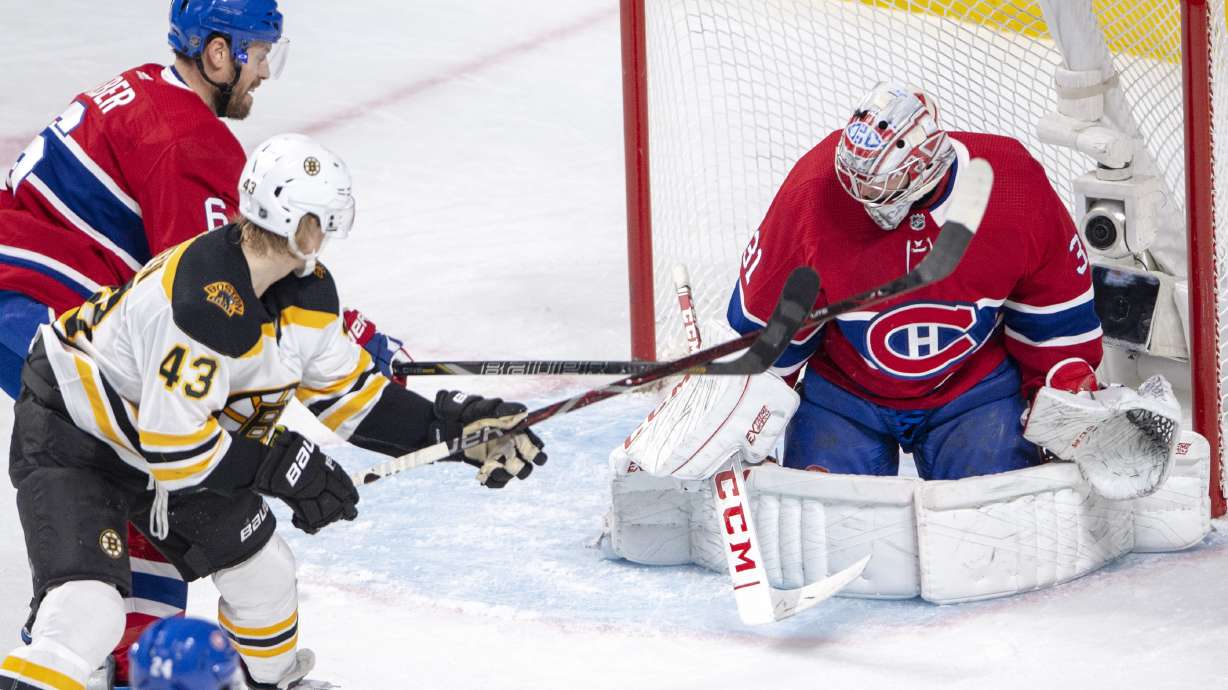 Halak gets third shutout, Bruins beat Canadiens 4-0