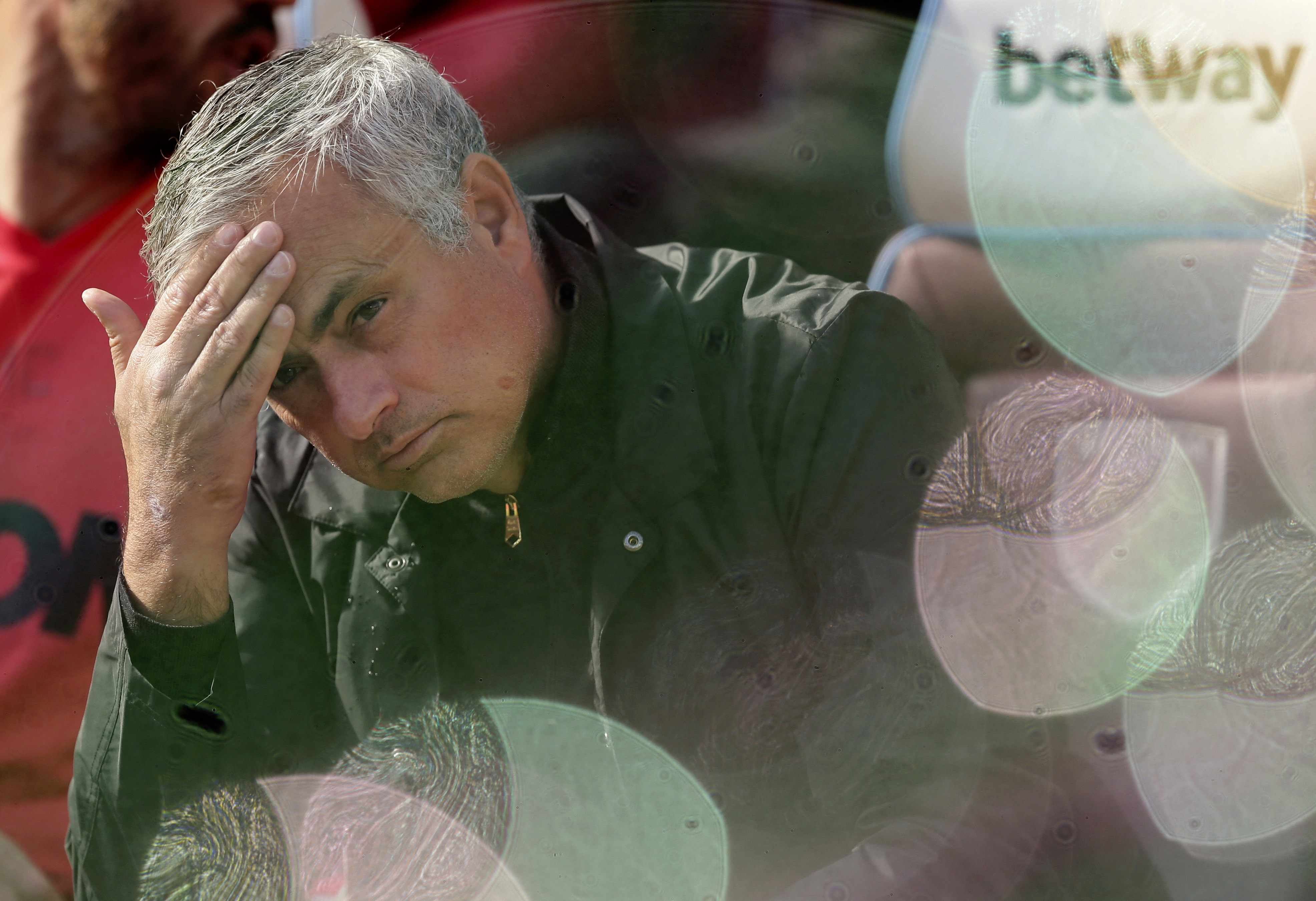 Column: Mourinho firing doesn't fix malaise at Man United