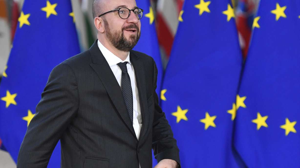Belgian PM offers to resign after migration tears government