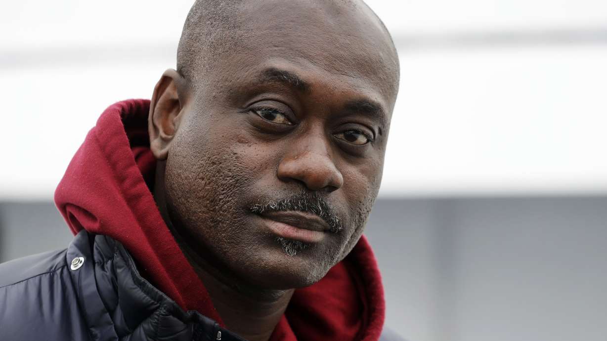 Booze cruise battle: Booted from NYC dock, owner sees racism