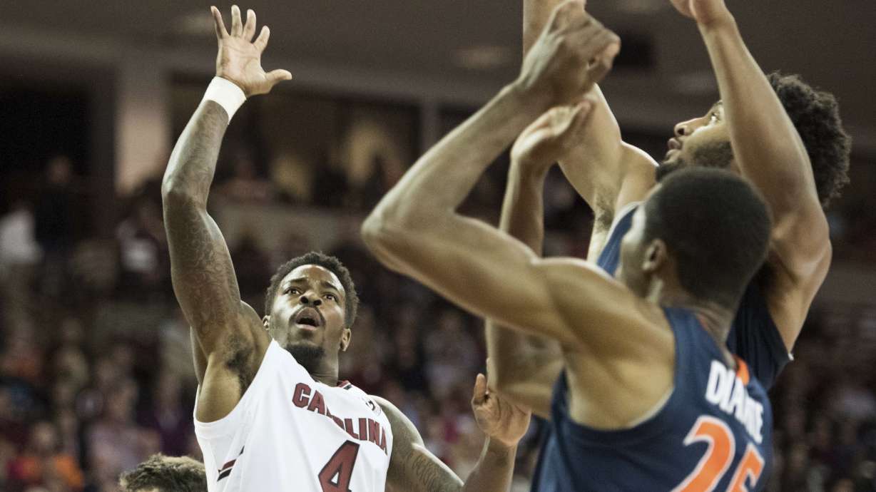 Jerome leads No. 5 Virginia to 69-52 win over Gamecocks