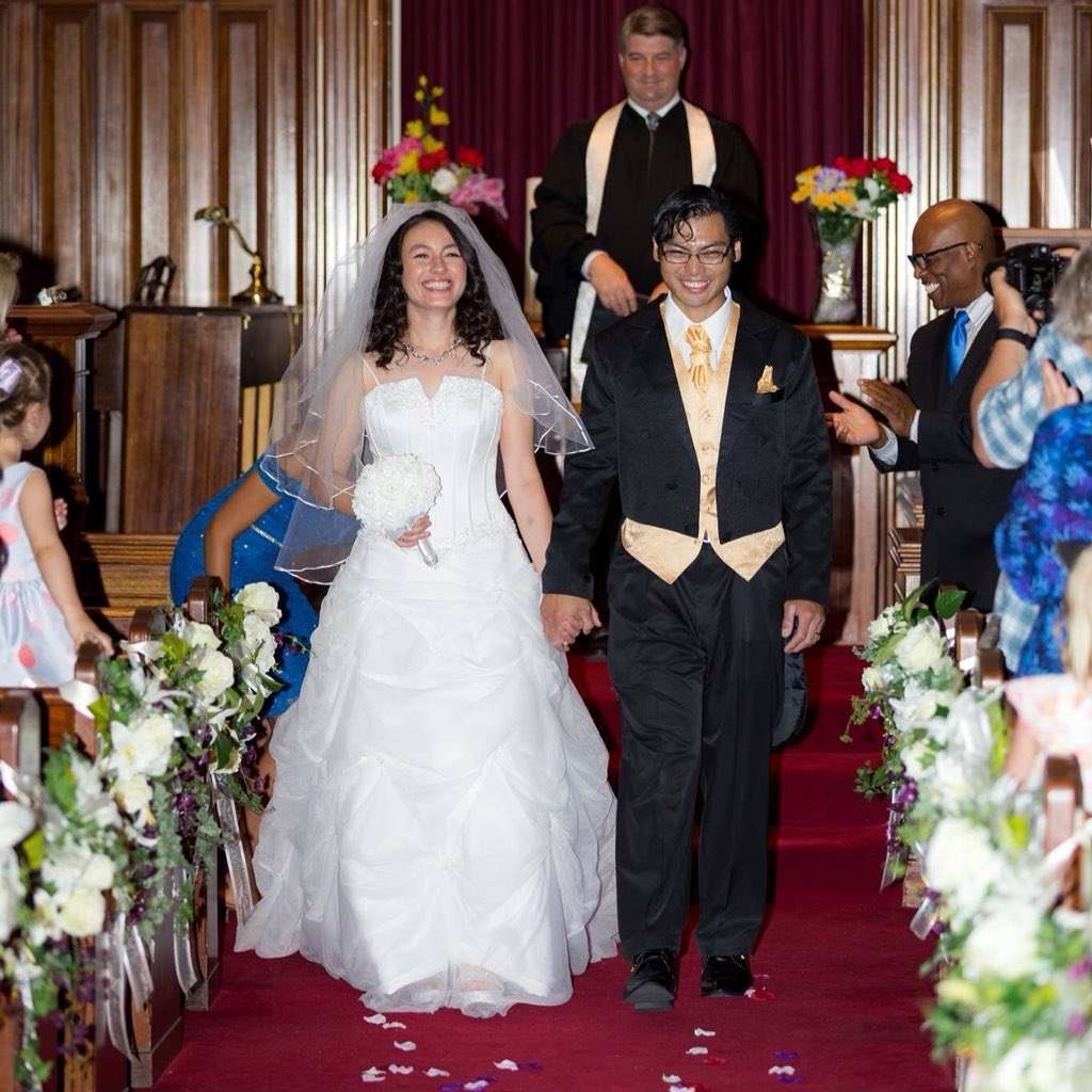 Diana Mavlanova and Steven Seril met on a TRAX train in Salt Lake City in 2017, fell in love and eventually married, Utah Transit Authority officials said. (Photo: Steven Seril)