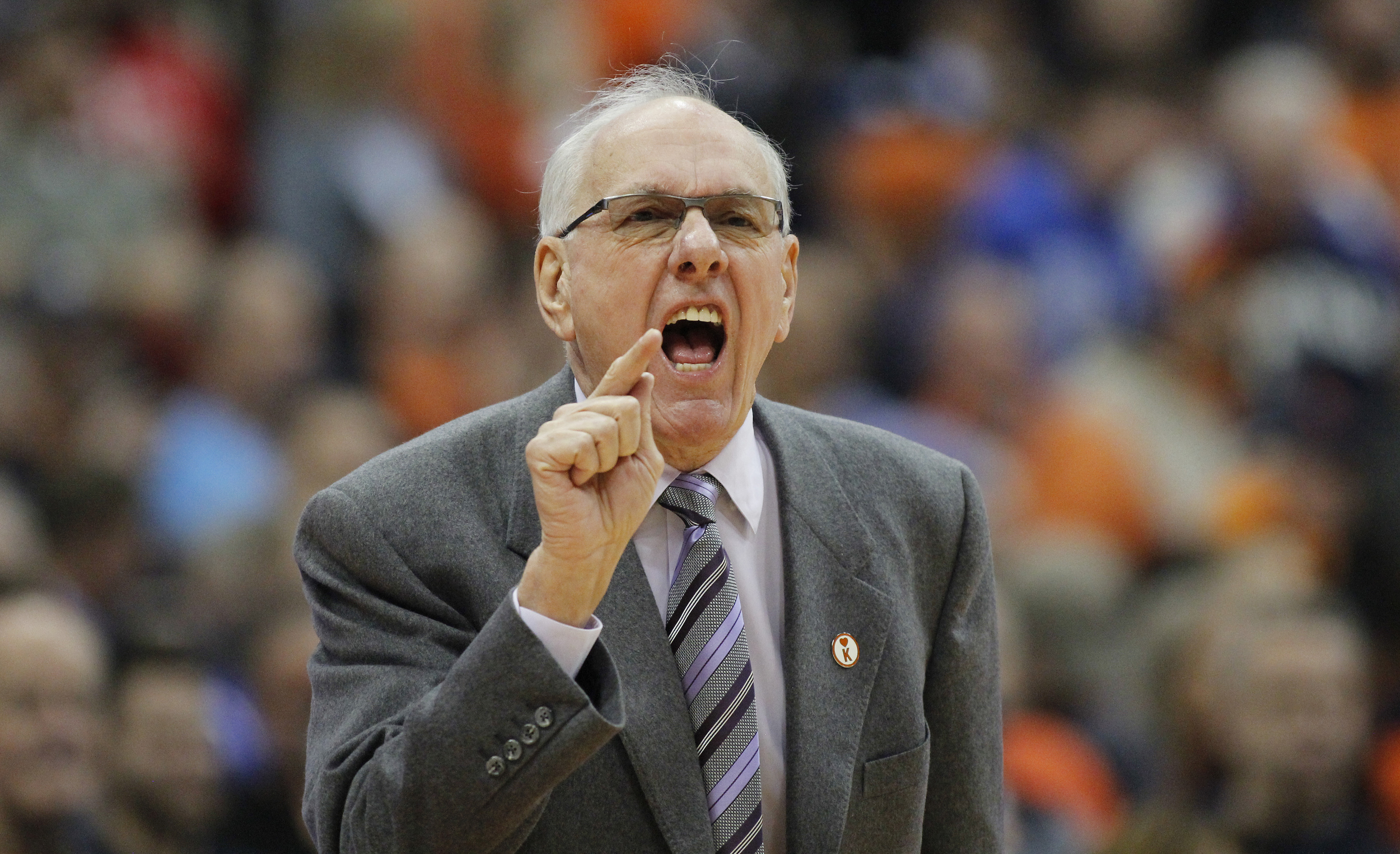 Syracuse teetering again as conference play looms