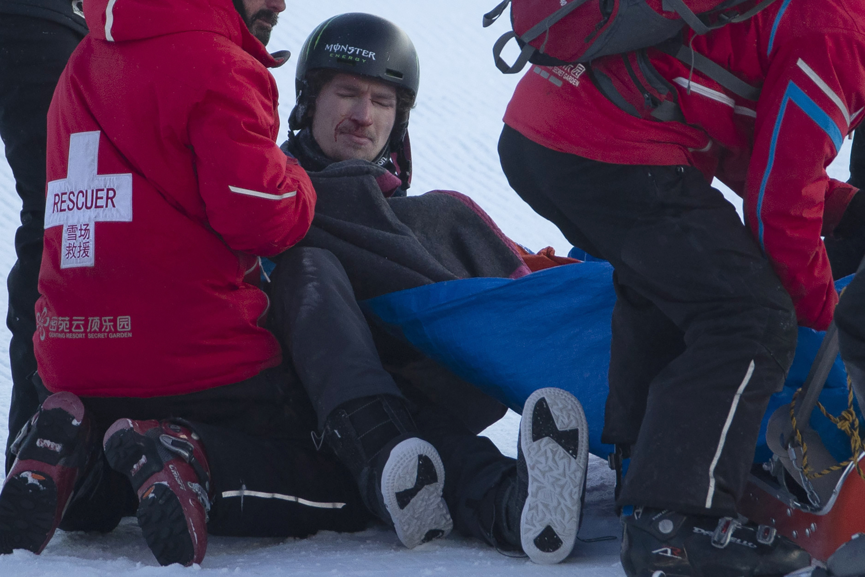 Snowboarder I-Pod breaks nose again in halfpipe comeback