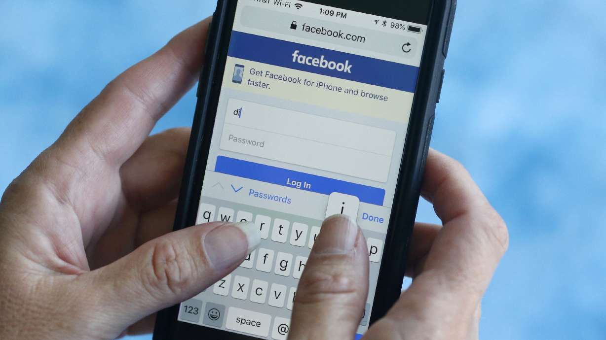 Breaking up (with Facebook) is hard to do: Here's how
