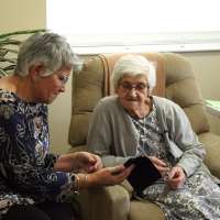 How to talk to elderly family members about surrendering their driver's license