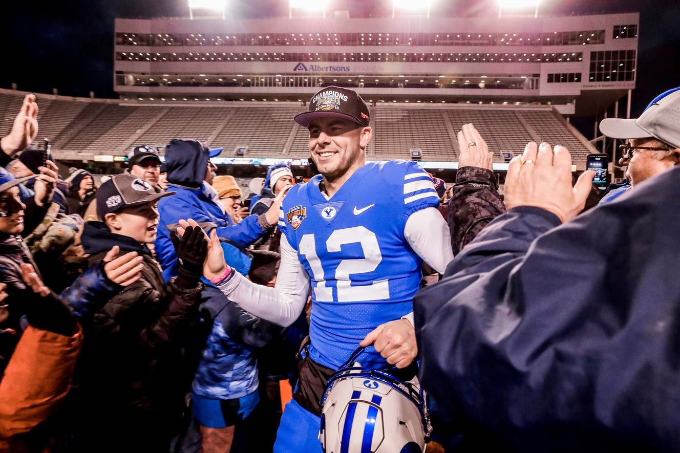 BYU QB Zach Wilson a perfect 18 for 18 in Idaho Potato Bowl win