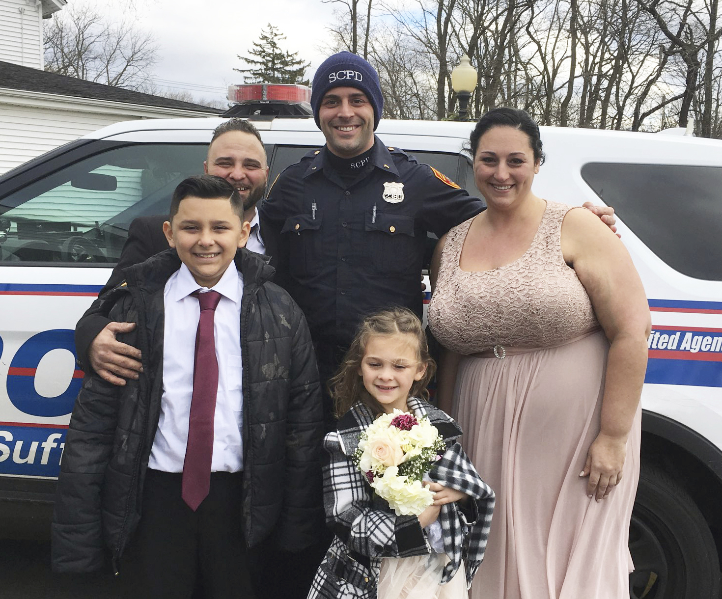 New York police officer saves wedding day after car crash