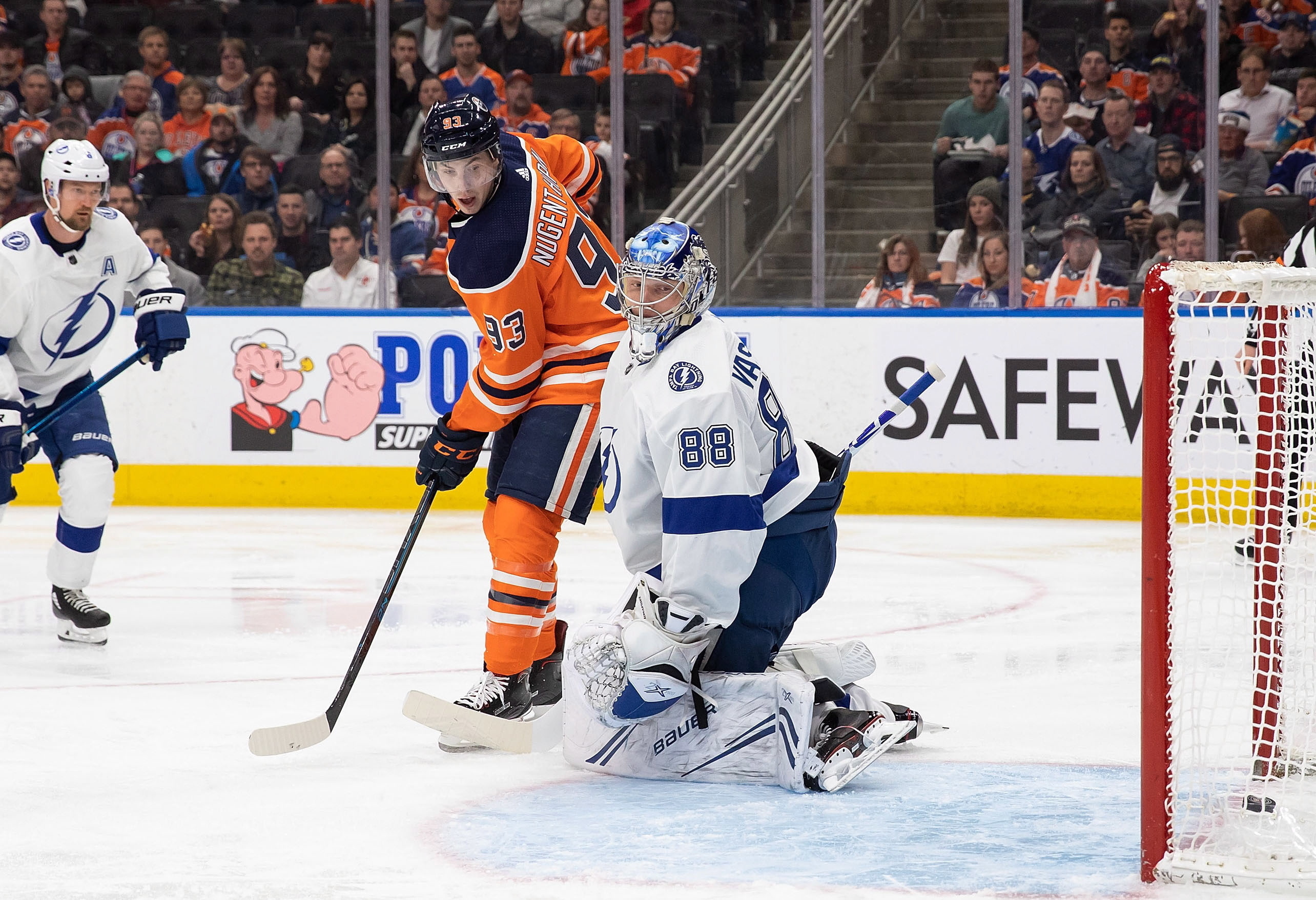 Kucherov has 5 points as red-hot Lightning beat Oilers 6-3