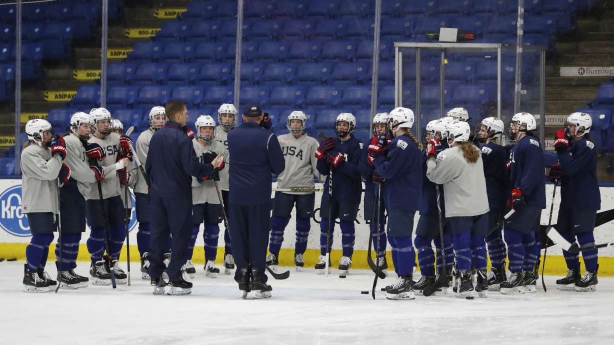 USA Hockey's deal with top women help them play for career