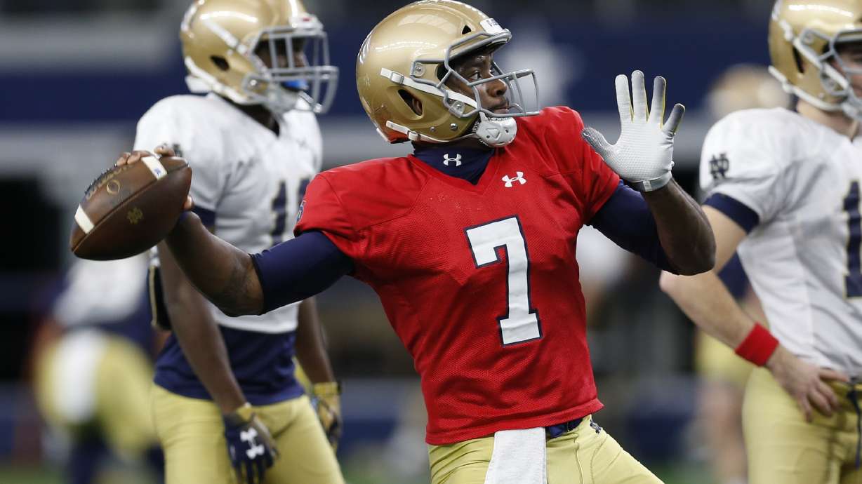 Wimbush preps as Notre Dame QB in CFP before maybe leaving