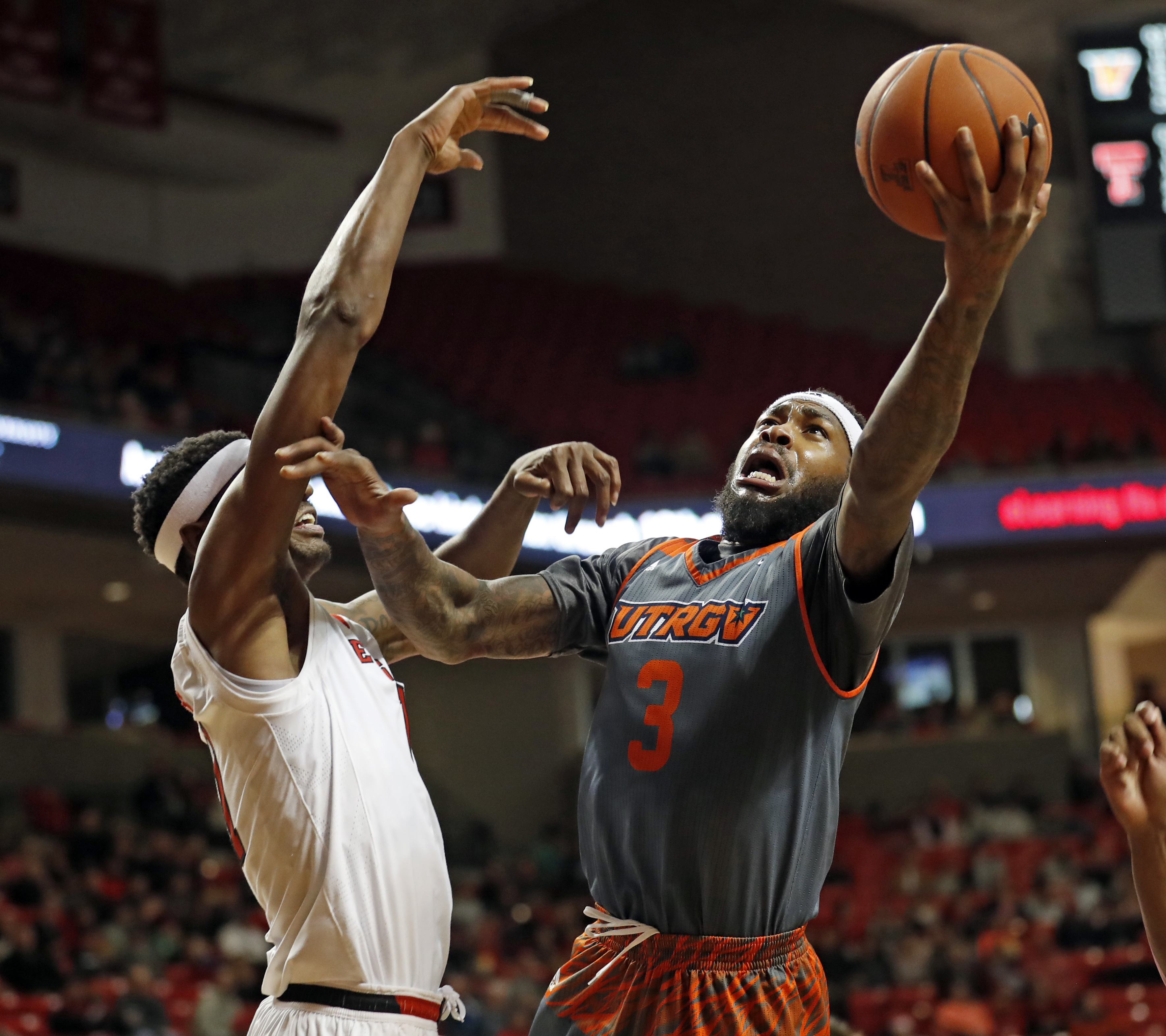 No. 11 Texas Tech eases past Texas Rio Grande Valley, 71-46