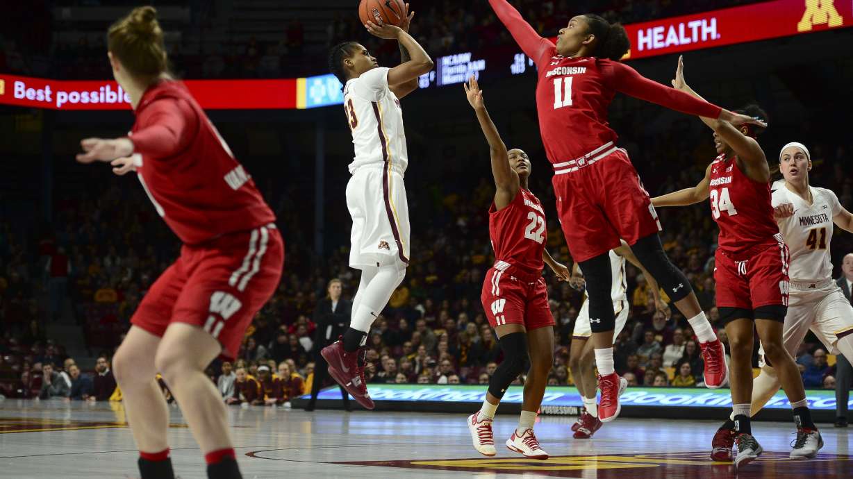 Lamke's 20 helps No. 12 Minnesota top Wisconsin 74-56