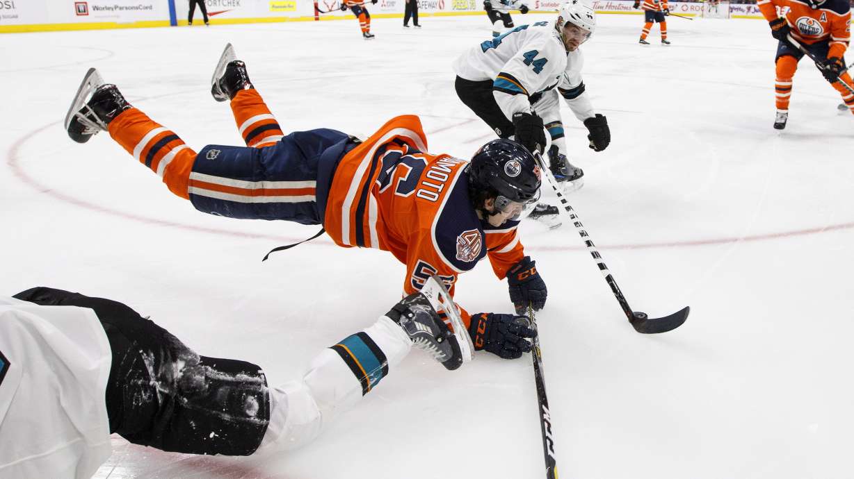 Karlsson, Couture lift Sharks over Oilers 7-4