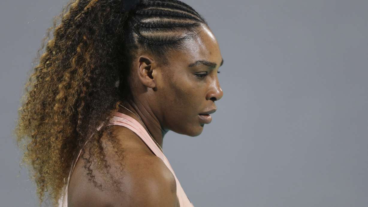 Return to sender: Federer looking forward to Serena's serve