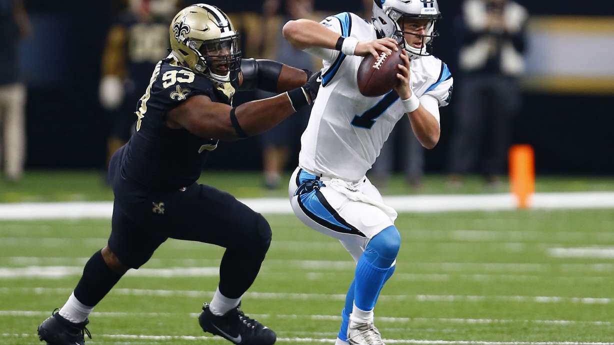 Allen thrives until injury, Panthers beat Brees-less Saints