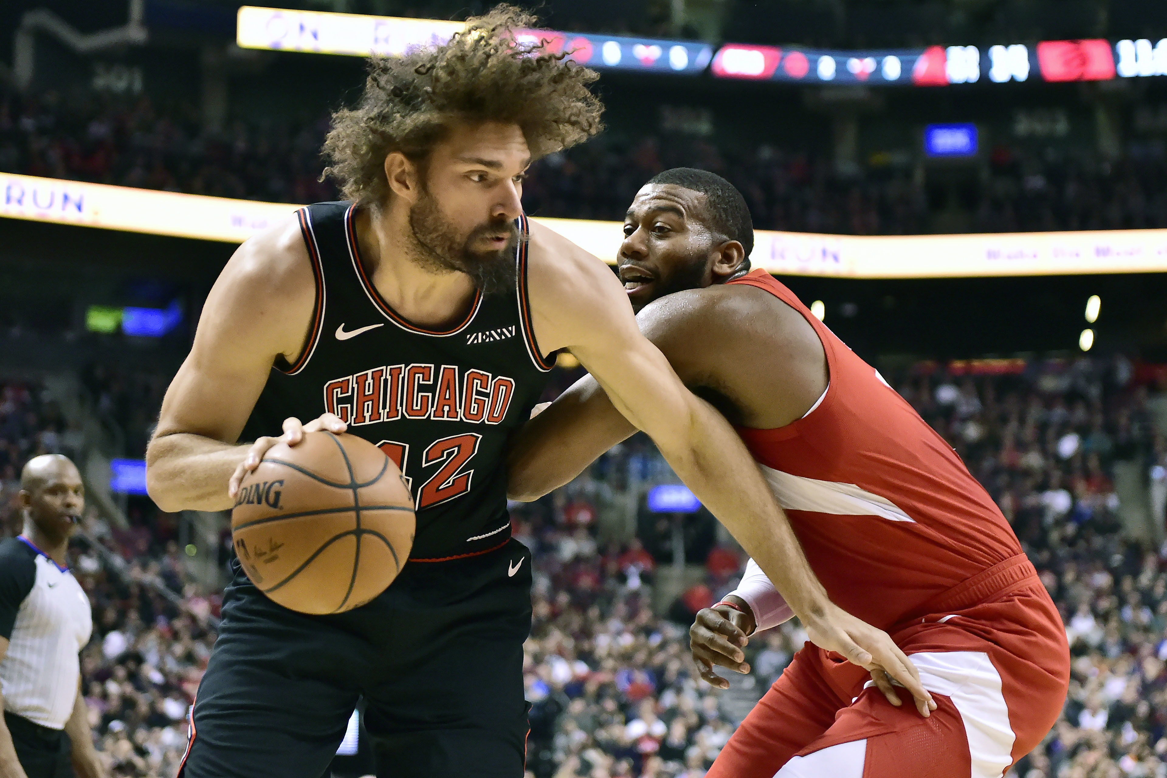 Leonard scores 27 as Raptors beat Bulls 95-89