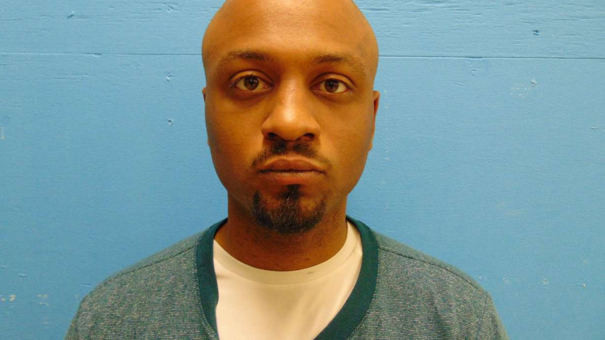The Latest: Man who targeted church found with stolen gun