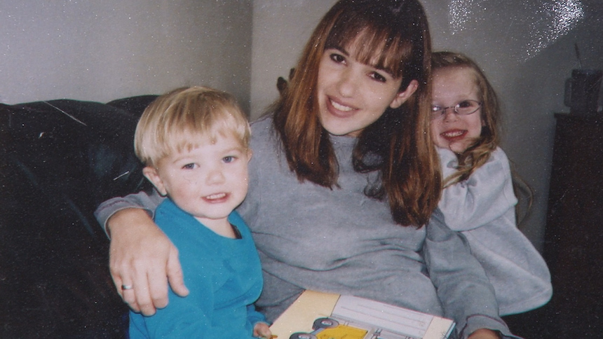 Lauriann Bartell with her children, Matthew and Sadie, several years ago. Photo: Courtesy Bartell family via EastIdahoNews