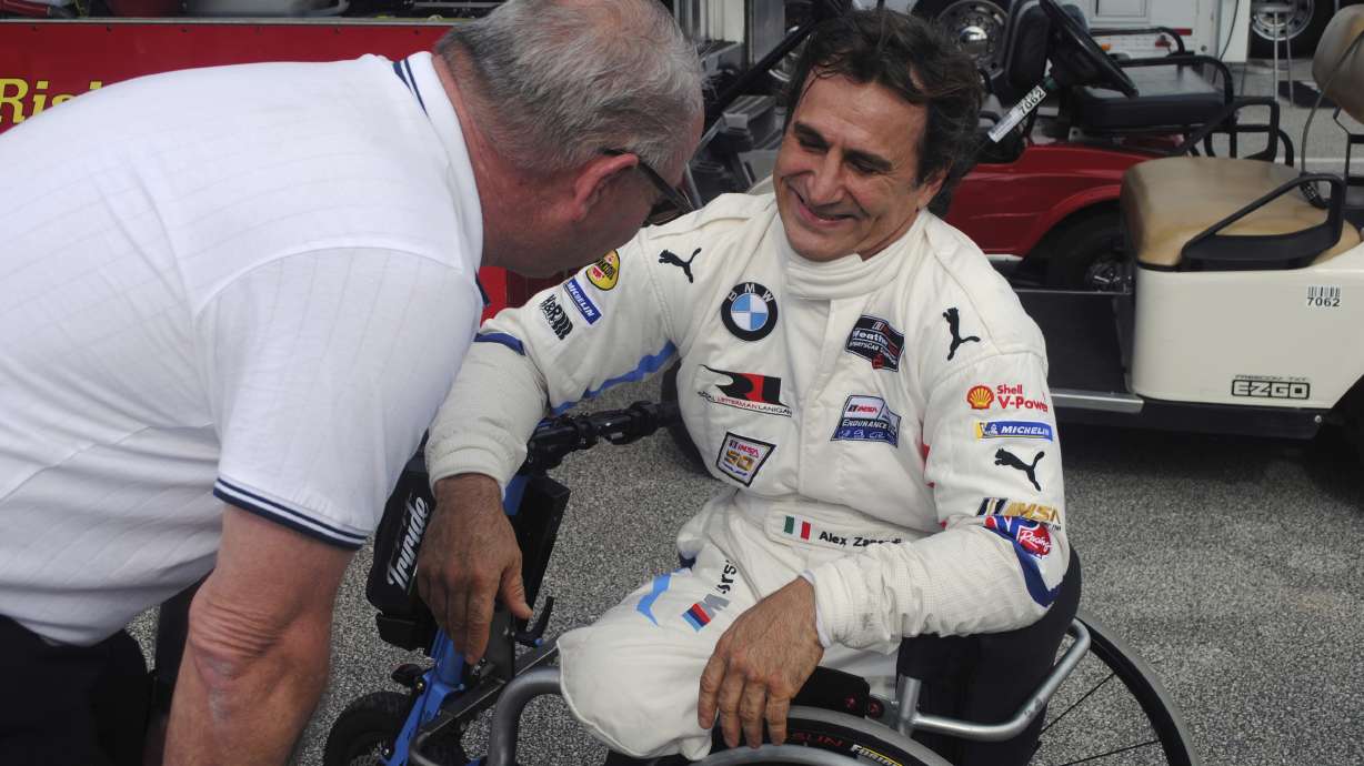 Alex Zanardi takes center stage as he wheels around Daytona