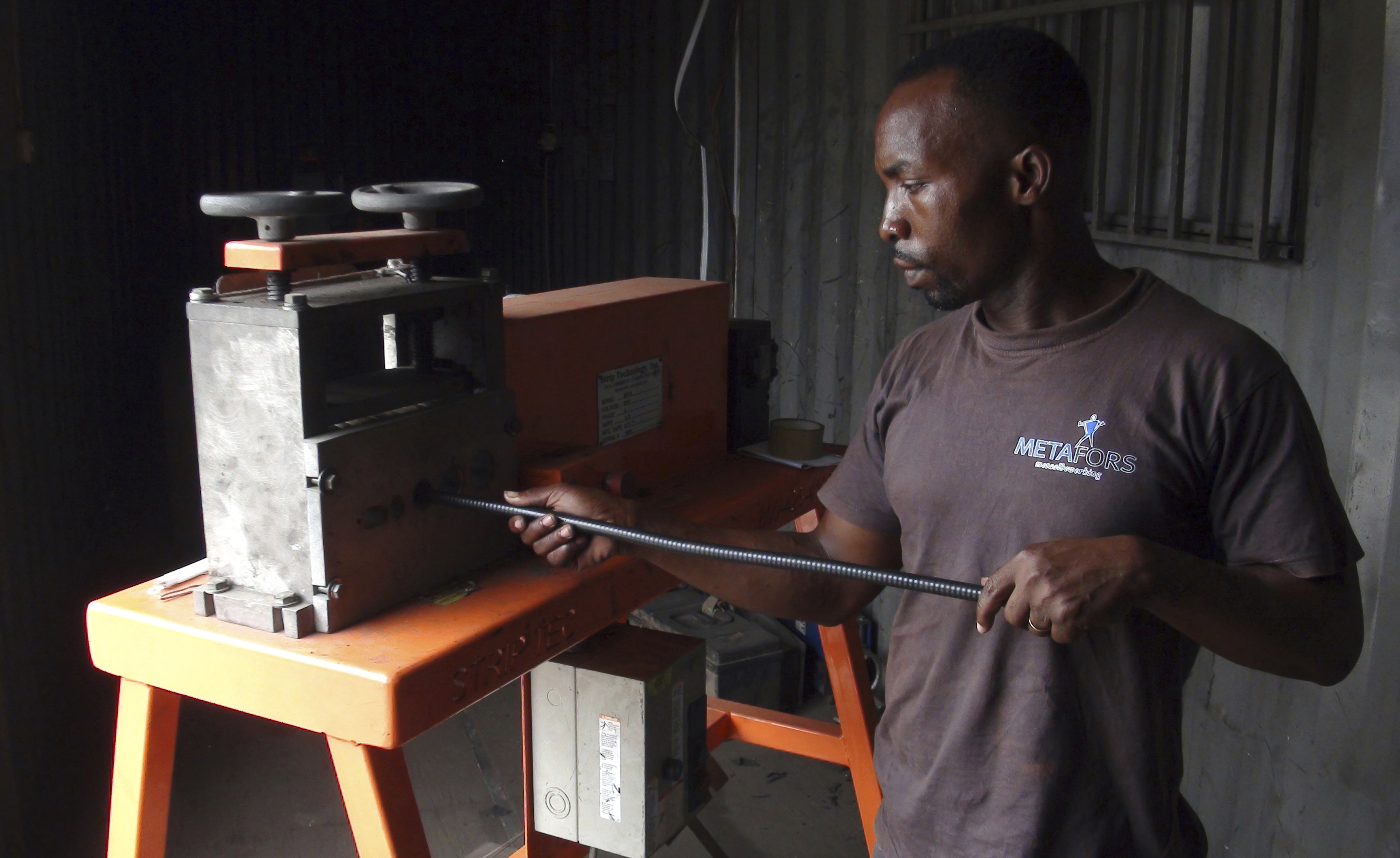 For Ghana e-waste recyclers, a safer option amid toxic fumes