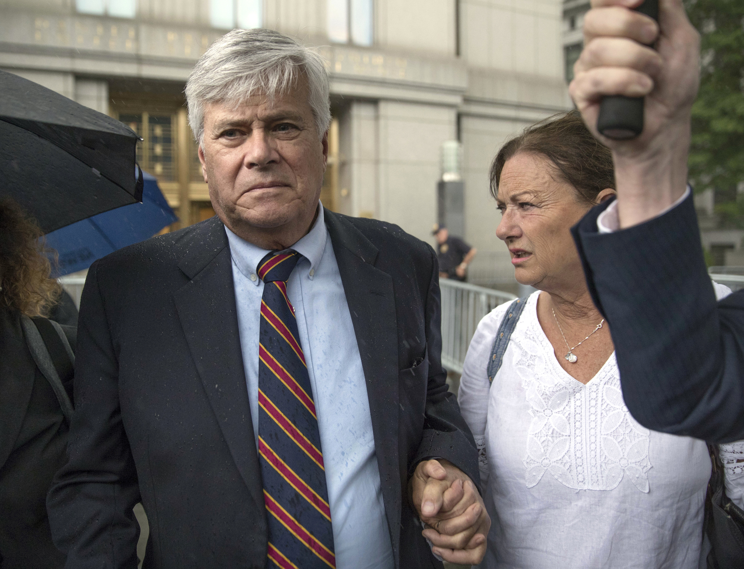 Ex-New York state Senate leader starts prison term
