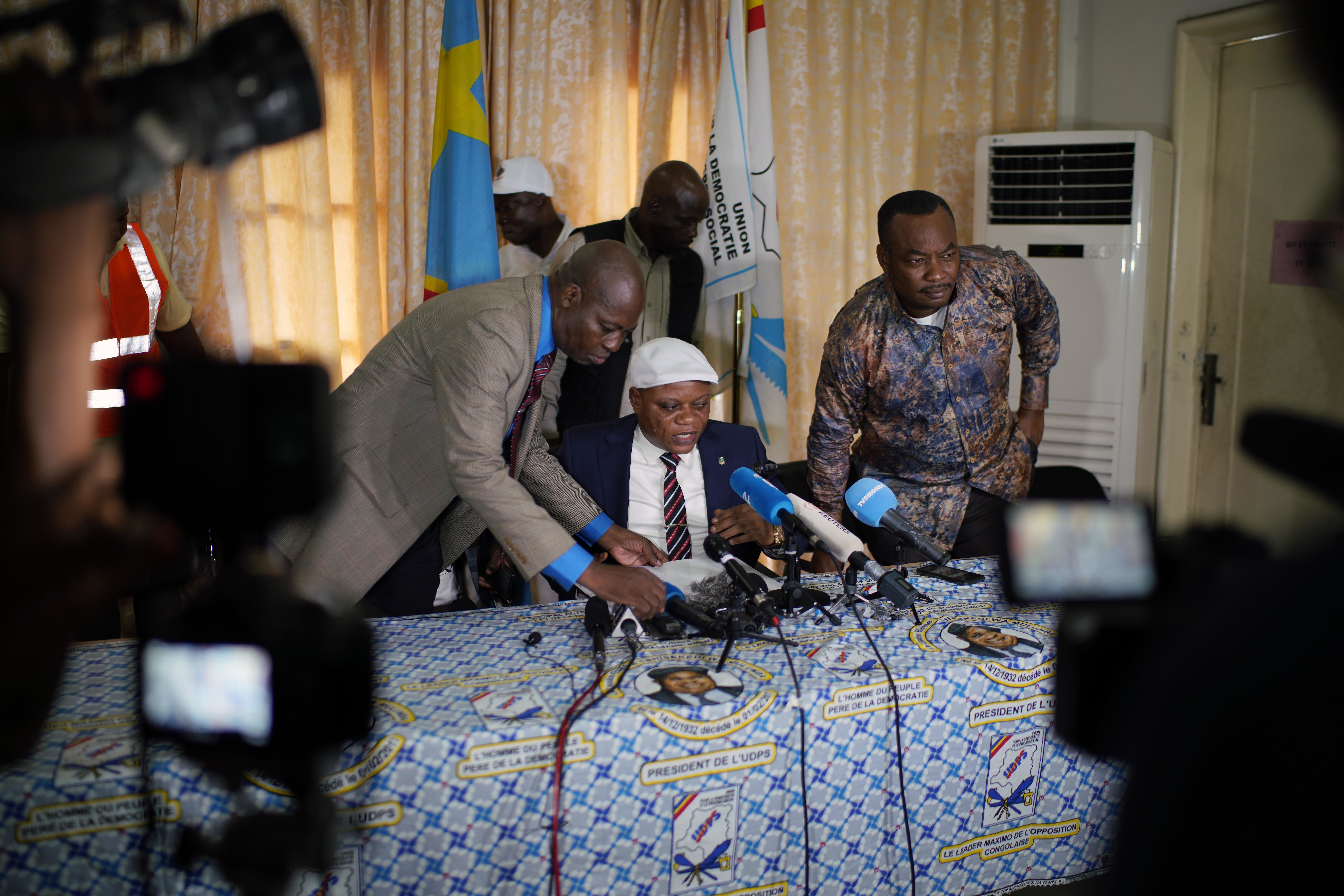 As Congo delays election results, people's suspicions rise