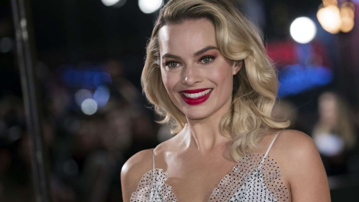Margot Robbie to play Barbie in live-action film