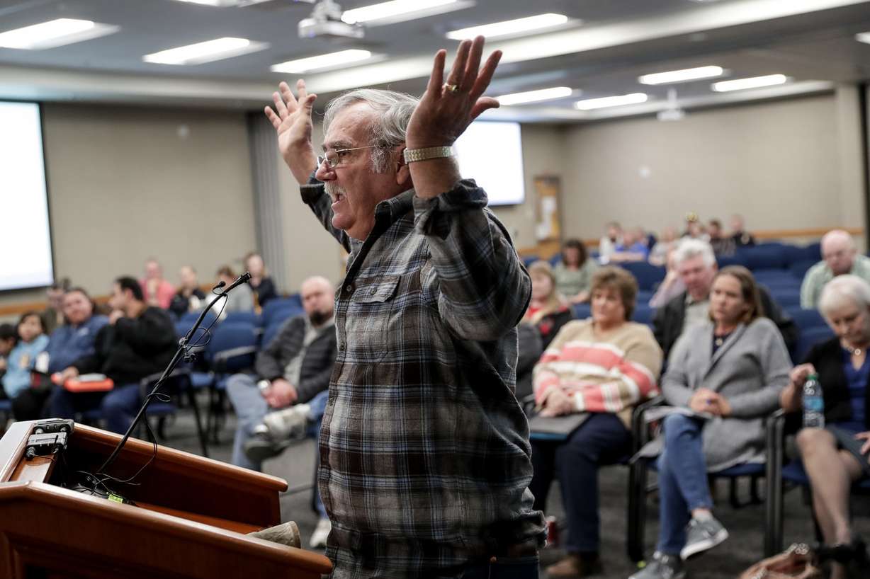 Tony Talbert, a Kearns resident who volunteers at Oquirrh Hills Elementary, addresses the Granite Board of Education during a board meeting at the Granite School District offices in South Salt Lake on Tuesday, Jan. 8, 2019. Photo: Spenser Heaps, KSL