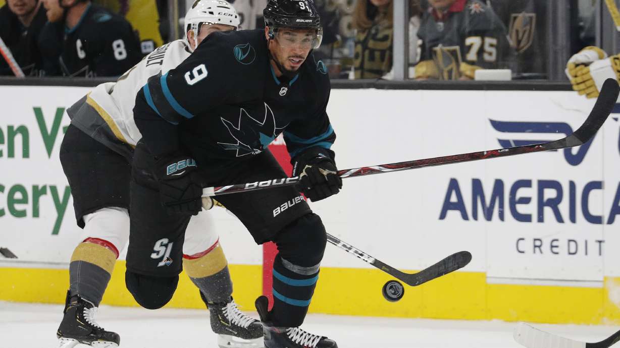 Sharks get late goals to rally past Golden Knights 3-2