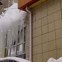 Have You Seen This? How not to remove icicles from your roof