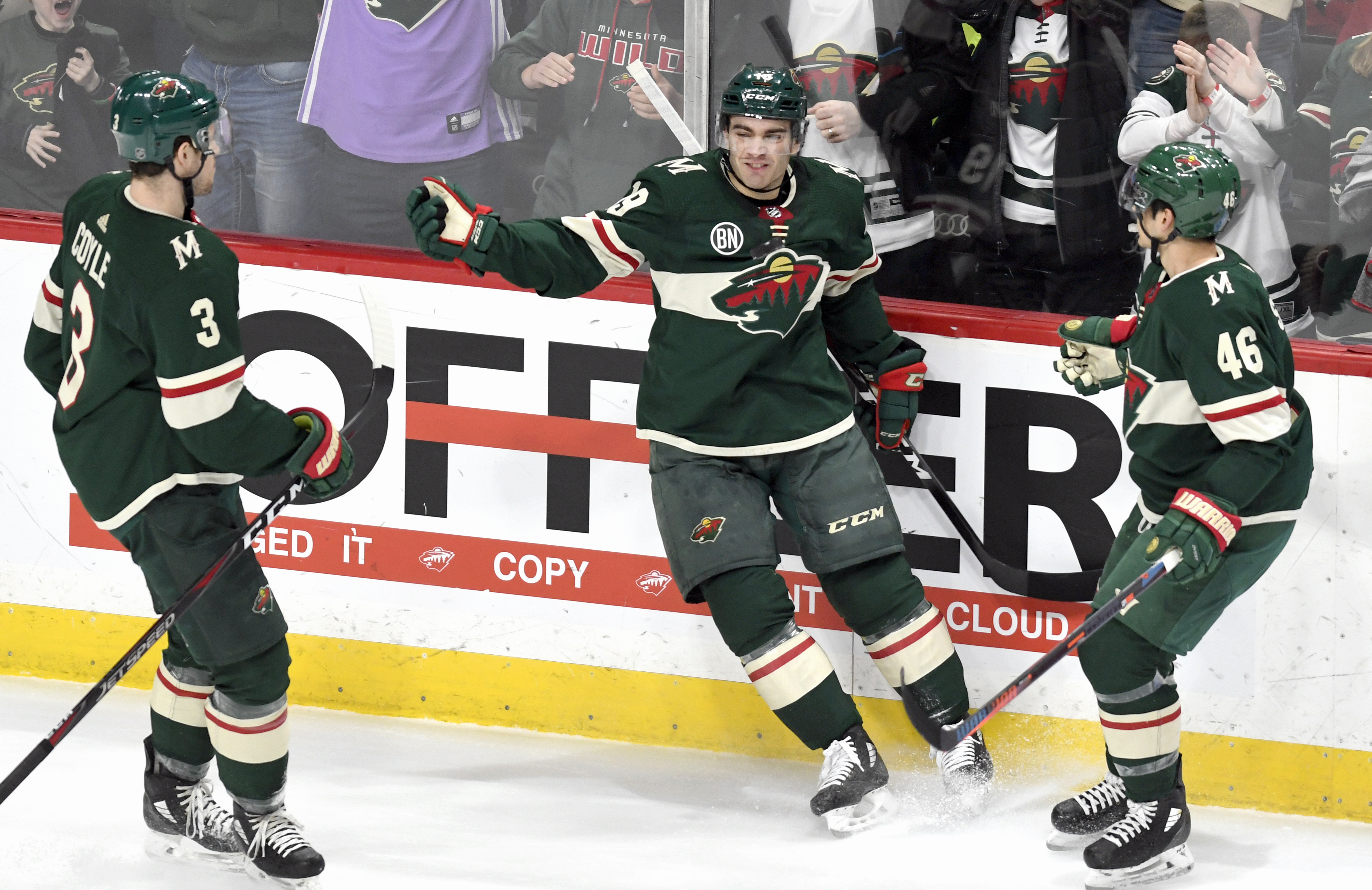 Bertuzzi gets first hat trick; Red Wings beat Wild 5-2